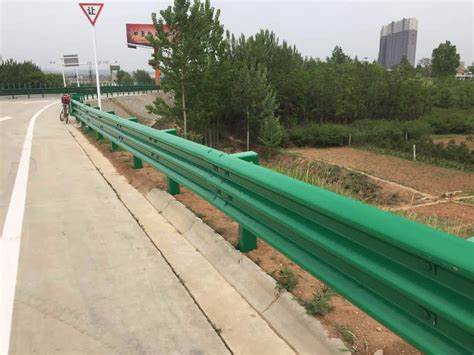 寧波波形護(hù)護(hù)欄怎么分類(lèi)？