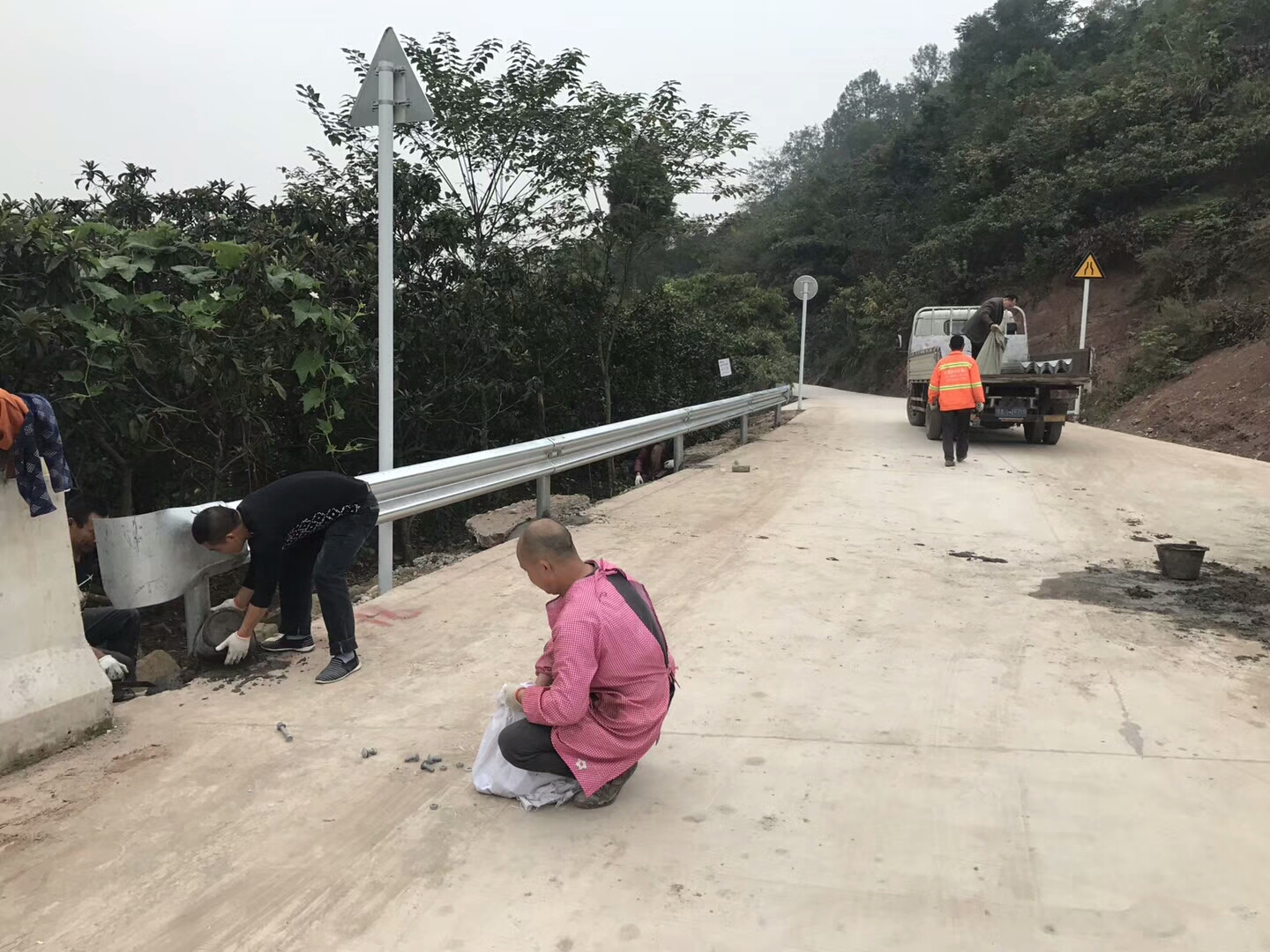 波形護欄怎么驗收？